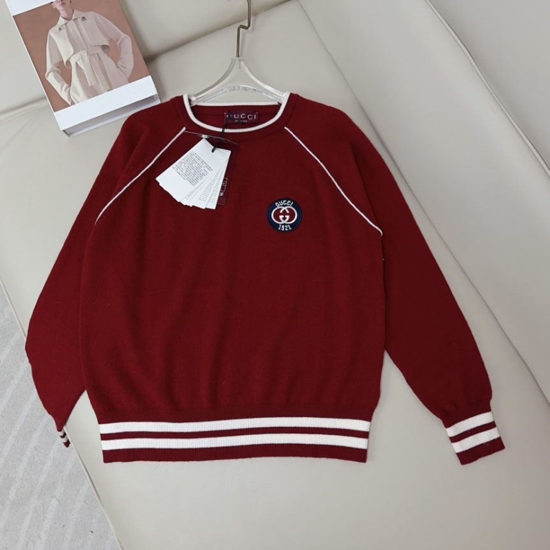 G*u*i hoodies
